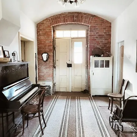 Novomanzelsky - 100dola *